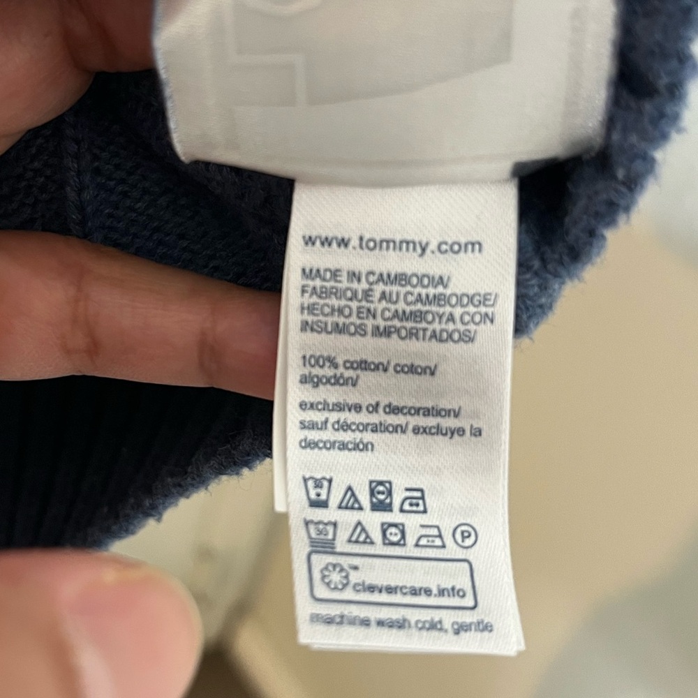 Tommy Hilfiger Men's Cable Knit Blue Sweater - Picture 5 of 5